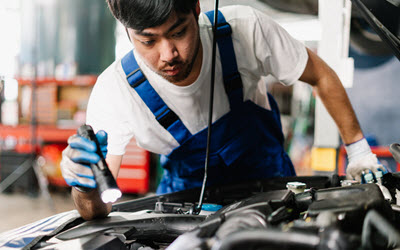 Mercedes Engine Inspection