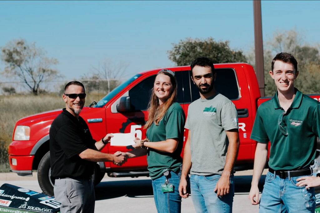 fifth-gear-auto-repair-argyle-unt-mean-green-racing-team-sponsorship